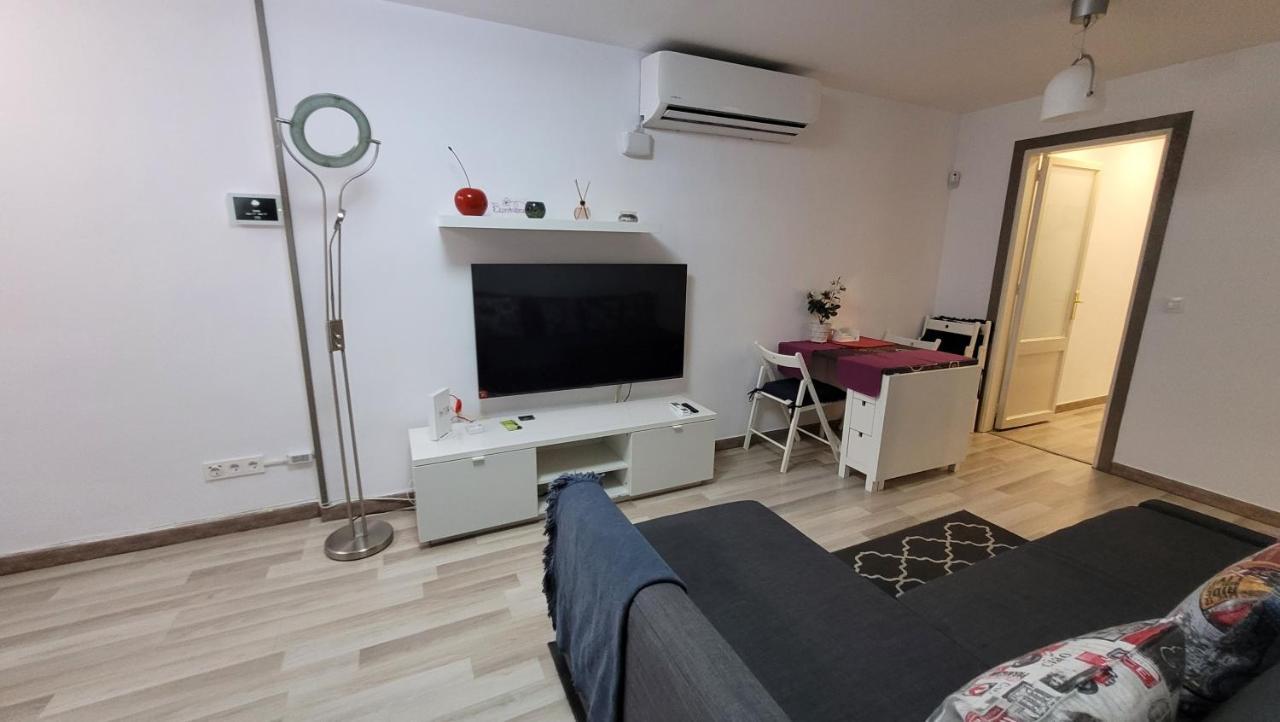 Apartaments B O D Collblanc L'Hospitalet de Llobregat Dış mekan fotoğraf