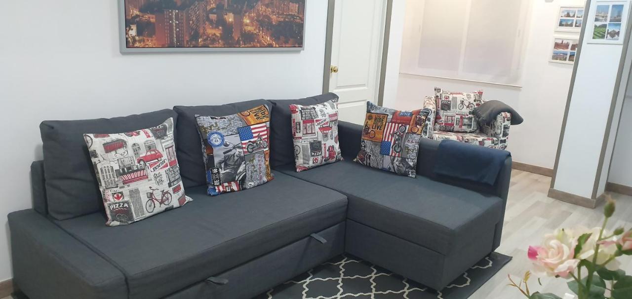 Apartaments B O D Collblanc L'Hospitalet de Llobregat Dış mekan fotoğraf
